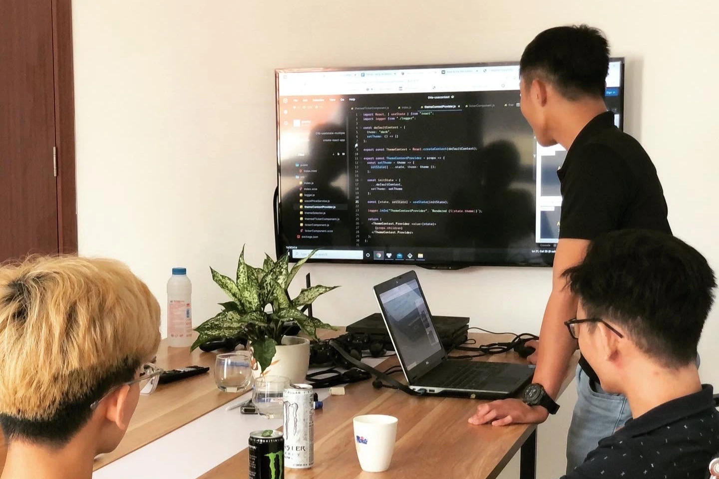A TechHub Xamarin developer reviewing code